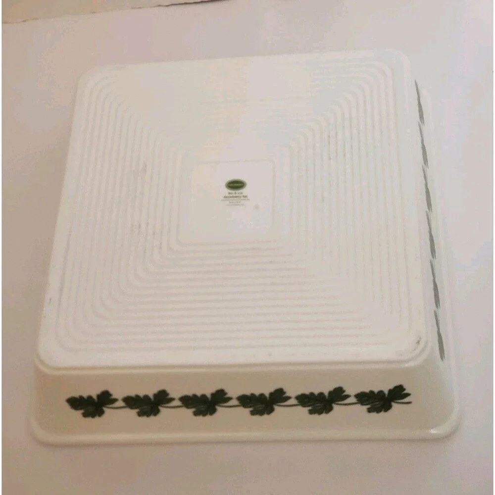 Portmeirion Strawberry Fair Square Baker Dish 9.75